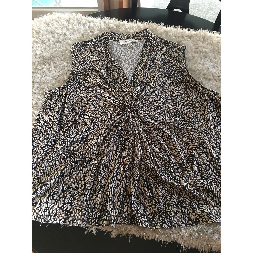 Jones Studio Knot Front Top Size 22W